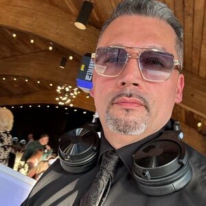 Meet your Posher, Jairo